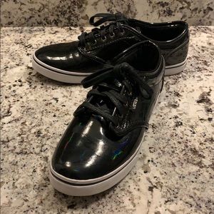 Black ultracush Vans